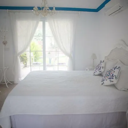 Ayl-inn Bed & Breakfast Datça